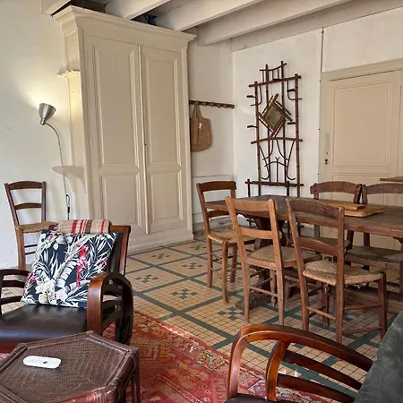 La Maison De Grand-mere Pessac-sur-Dordogne